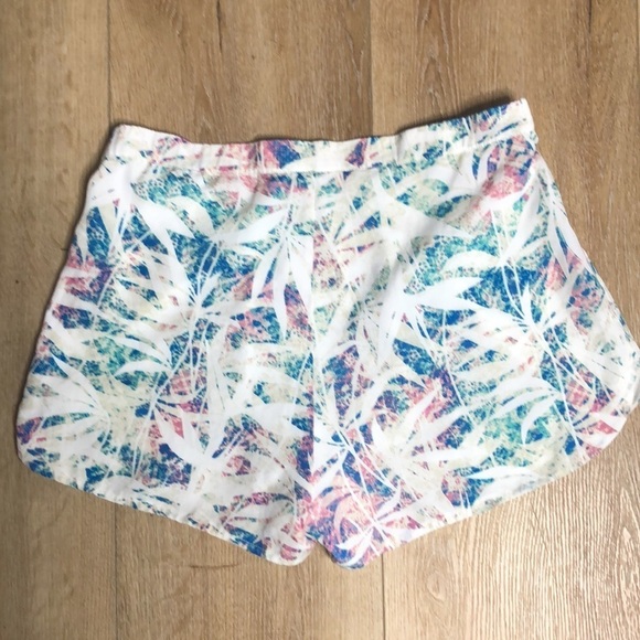 Lovers & Friends Woodstock Polyester Shorts Size S - Picture 3 of 6